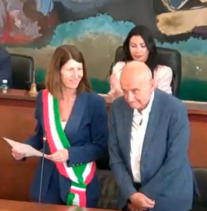 La sindaca Grilli annuncia assessori e loro mansioni (guarda il video)